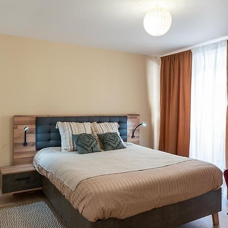 Logis Face A L'Abbatiale Apartment Beaulieu-sur-Dordogne Luaran gambar