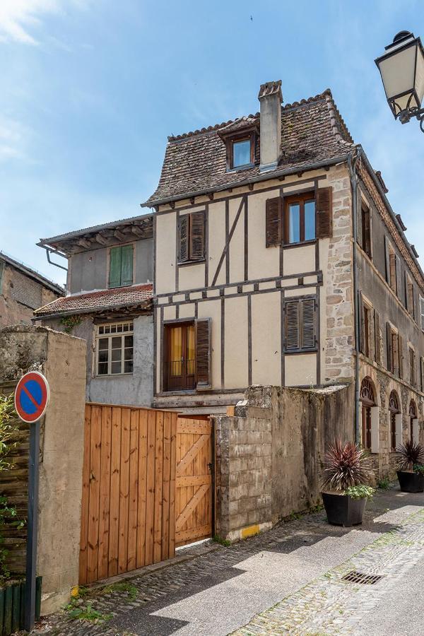 Logis Face A L'Abbatiale Apartment Beaulieu-sur-Dordogne Luaran gambar