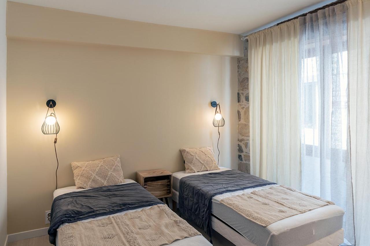 Logis Face A L'Abbatiale Apartment Beaulieu-sur-Dordogne Luaran gambar