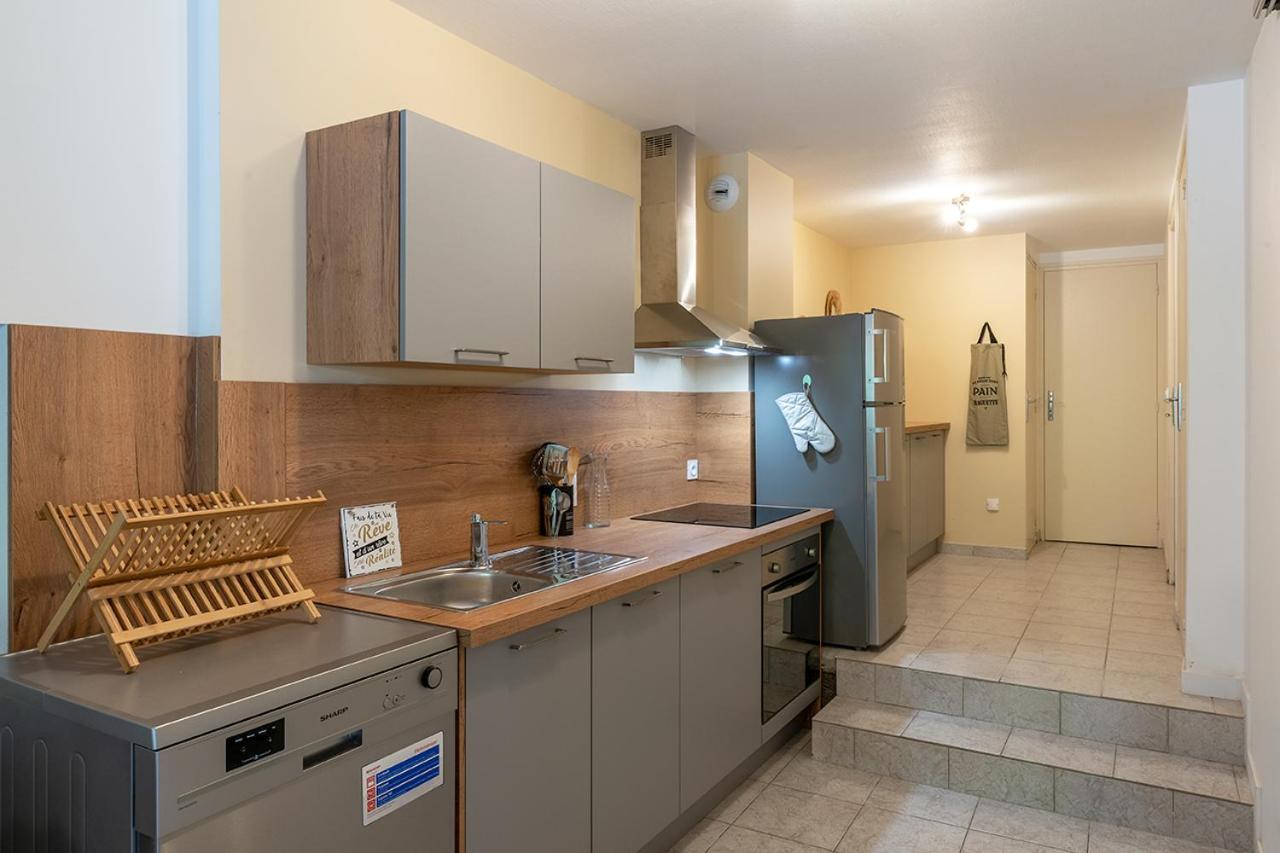 Logis Face A L'Abbatiale Apartment Beaulieu-sur-Dordogne Luaran gambar